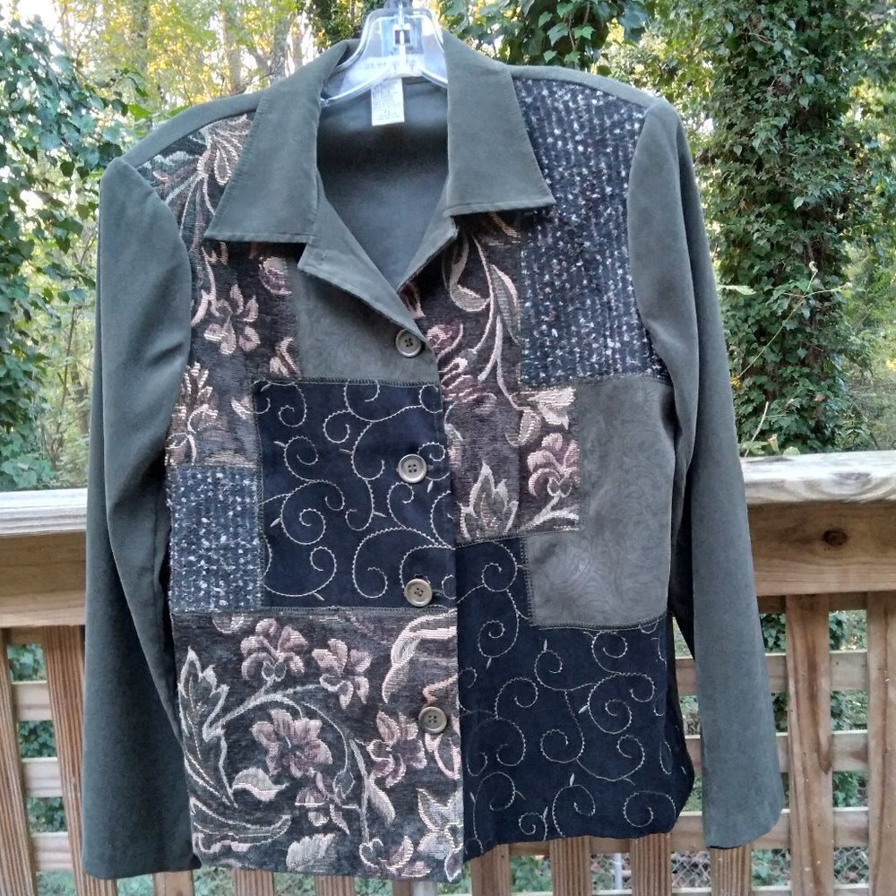 Green Velvety Soft Lightweight Multi Textured Artistic Patchwork Jacket  Sz PL - Picture 9 of 9